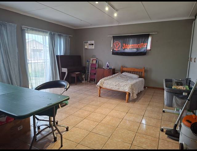 4 BEDROOM HOUSE FOR SALE IN NOORSEKLOOF